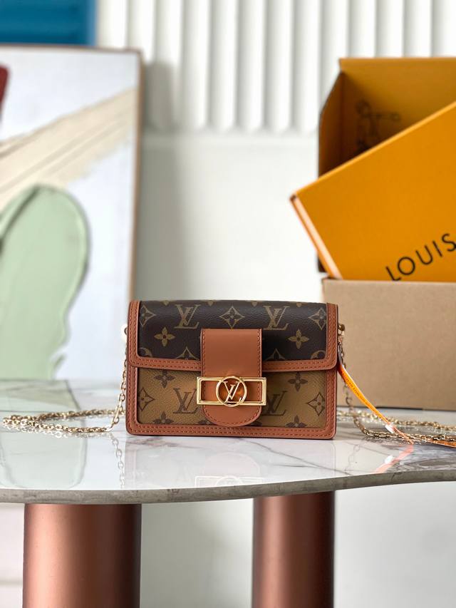 价 。 最高版本原厂皮顶级原单配专柜全套包装 M68746 超迷你 尺寸:18.5X12X5Cm 价 。 最高版本原厂皮顶级原单配专柜全套包装 M68746 超迷你 尺寸:18.5X12X5Cm