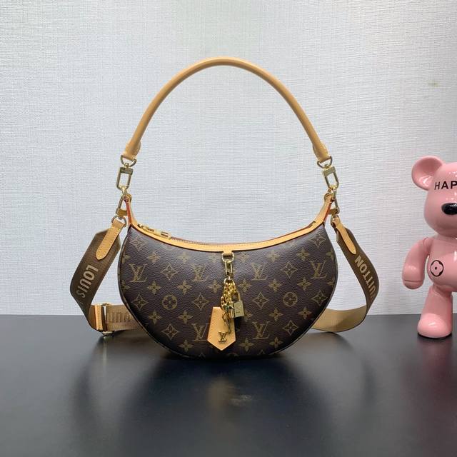 款号：M12939 带原版163芯片 Looping 手袋从 Cruise 早春系列的 Loop 手袋汲取灵感，以 Monogram 帆布演绎 1990 年代风