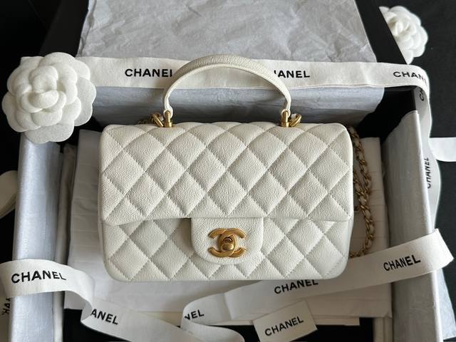 Chanel Mini Cf Handle 手提Cf 奶昔白 正品皮 采用意大利 Incas 水洗胎牛芝麻纹既拥有牛皮的抗造又有羊皮的柔软～一级稀有皮料，Zp级