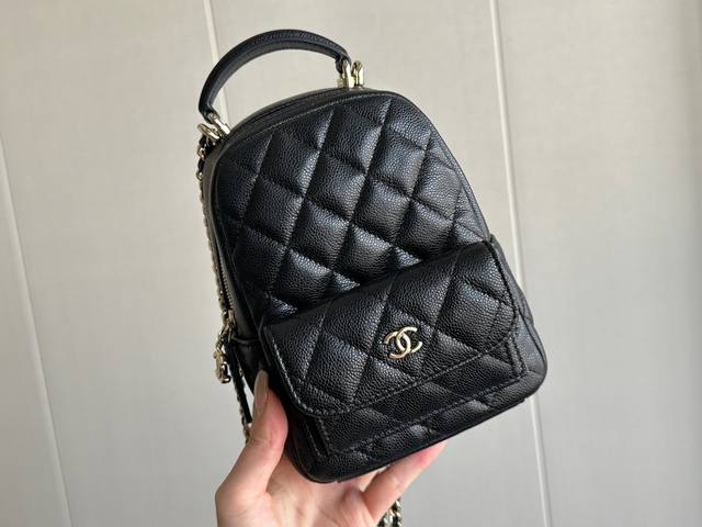 爆款少量出货 Chanel 24C Mini双肩背包 黑金 正品皮Haas中颗粒压纹小牛皮 尺寸：13×7×18Cm