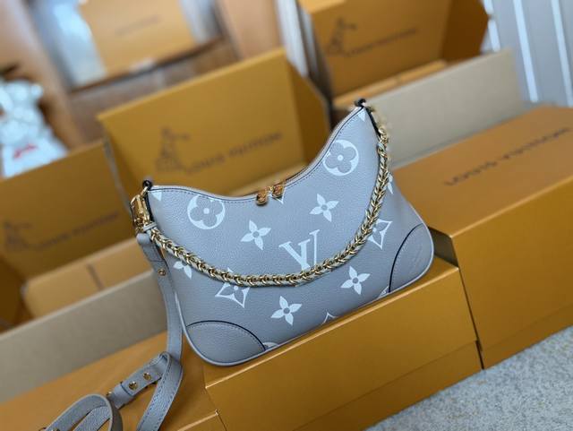 顶级原单 M13224 卡其丝印支持Nxp芯片感应 动态芯片M12930 黑色压花 M12930 黑色丝印 本款 Boulogne 手袋选用 Monogram