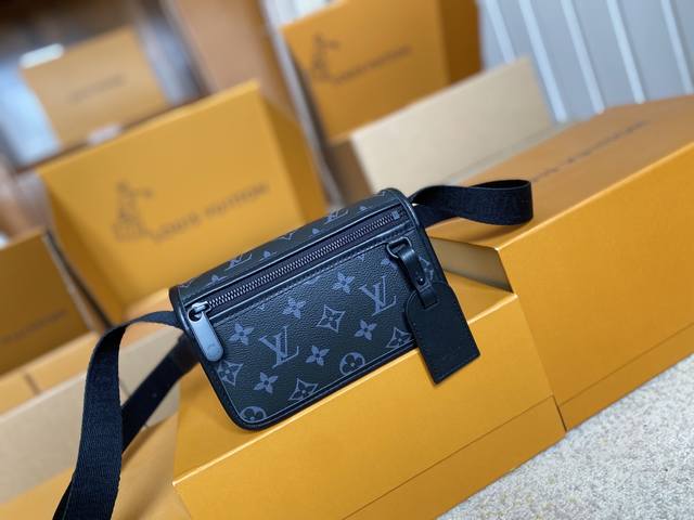 顶级原单 M12599支持Nxp芯片感应 动态芯片 Bosphore迷你手袋得名于品牌2000年代的复古Bosphore系列,以简洁线条和紧凑构型成就舒适背携, 顶级原单 M12599支持Nxp芯片感应 动态芯片 Bosphore迷你手袋得名于品牌2000年代的复古Bosphore系列,以简洁线条和紧凑构型成就舒适背携,