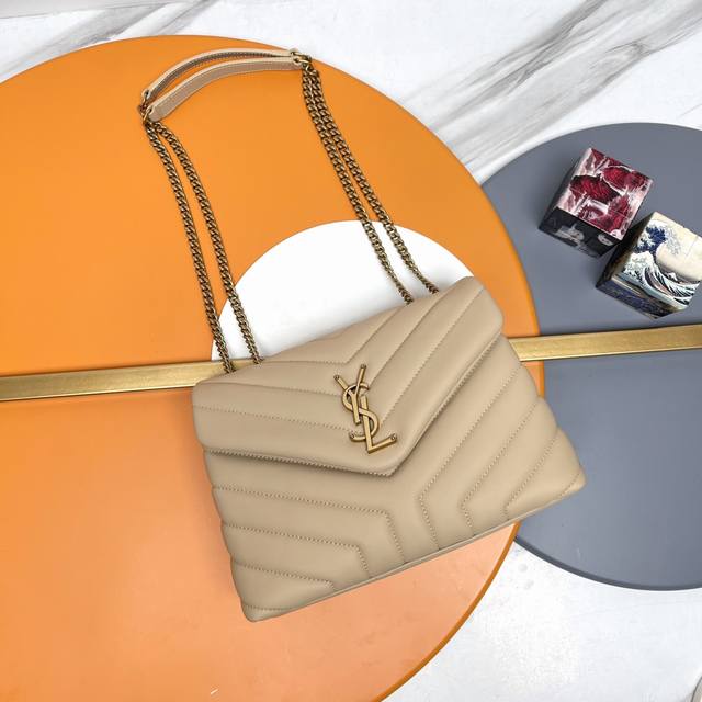 原单 ,挡不住的诱惑,一直被大家追问这个款式的小号什么时候出货,今天可以有底气的回复大家,它终于来了!购入原版后马不停蹄的进入繁琐又复习的开发过程,就是为了攻克 原单 ,挡不住的诱惑,一直被大家追问这个款式的小号什么时候出货,今天可以有底气的回复大家,它终于来了!购入原版后马不停蹄的进入繁琐又复习的开发过程,就是为了攻克