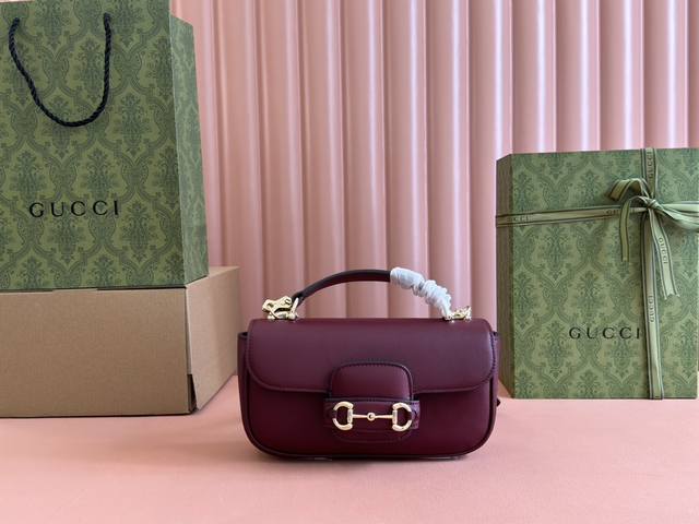 原厂皮配置专柜全套包装 Gucci Horsebit 1955系列小号手提包 815206 Fad6M 8759由创作总监Sabato De Sarno愿景指导