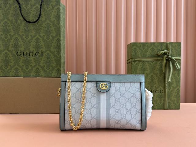 配置专柜全套包装 灰蓝色 妥妥的销量王 墙裂推荐种草！不管日常搭配或者重要应酬宴会，一包搞定！信封 版型不管斜挎还是手拿都能完美衬托！反正好看到词穷，女神必入