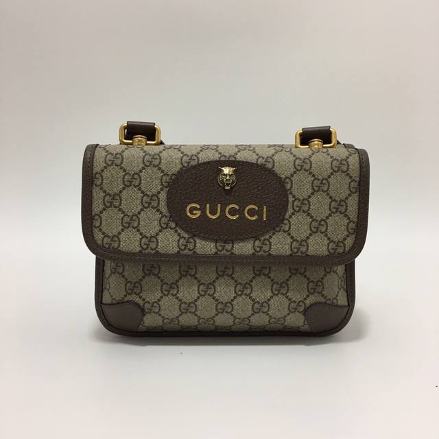 回货十年打造专业 市场顶级独家控货，专 柜品质 采用进口牛皮，原厂五金！精致做工。独家实物拍照质量如图可见 。尺寸：22*16.5*4。款号：501050。出货