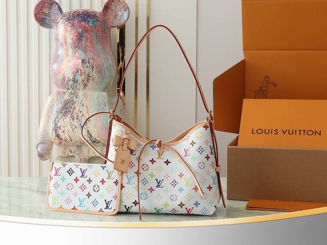 顶级原单 独家实拍 M13661白彩 购物袋系列 Carryall 小号手袋 2025村上隆联名Carryall 小号手袋采用三十三彩帆布和皮革饰边，成就都市生