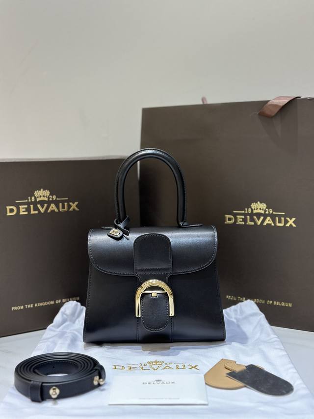 Bl黑色金扣 比利时皇家御用品牌 顶级原单 De Lvaux 肩带内穿款 Brillant Box皮现货小羊皮内里 配套可调节长肩带，镜子及小挂饰。 尺寸20C