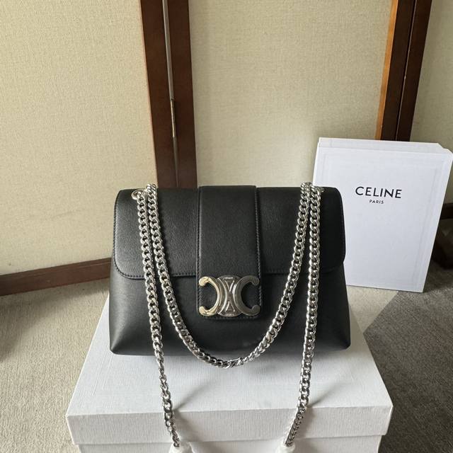 Celin_E ｜Victoire中号柔软牛皮革手袋 Celine终于出了一款可单肩可斜挎的包包 Celine Su24最新款式-Victoire Victor - 点击图像关闭