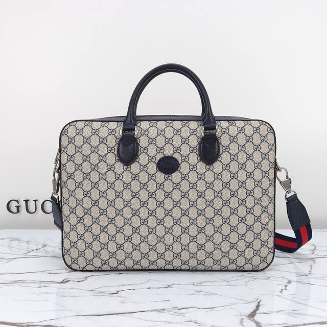 专柜品质,原厂皮,款号674140蓝胶蓝皮尺寸:宽40.5X高30X侧宽6。现货出货! 专柜品质,原厂皮,款号674140蓝胶蓝皮尺寸:宽40.5X高30X侧宽6。现货出货!