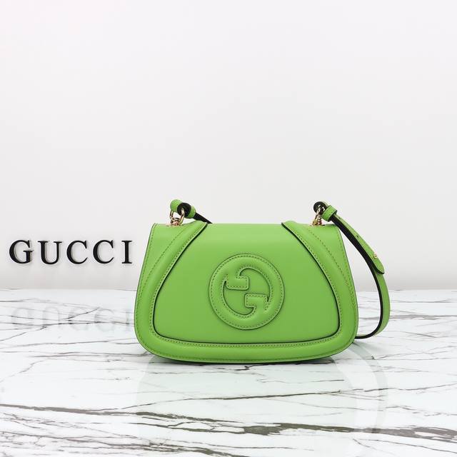 专柜品质，原厂皮，款号815700青绿尺寸：宽21.5X高11X侧宽8。现货出货！