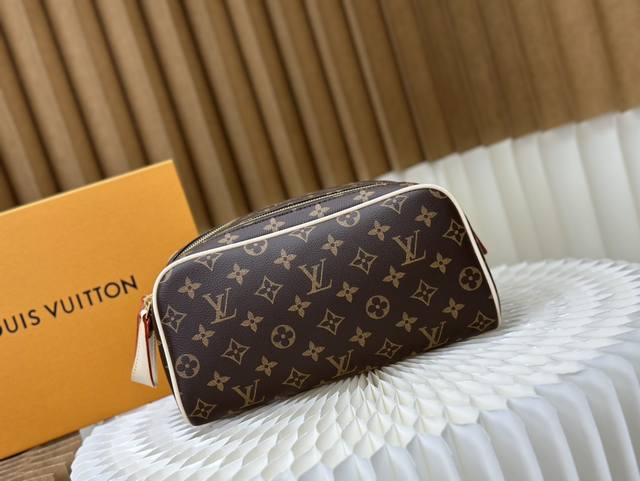 动态变码芯片 顶级原单 M46354 黑花 M46696蜡皮 N40127黑格 M44494老花 顶级原单 本款 Dopp Kit 盥洗袋选用 Monogram