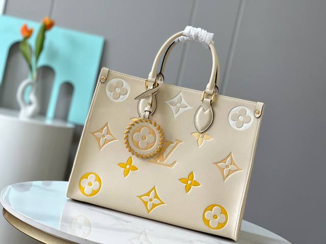 M45717三色回货，渐变全皮 妈咪袋系列By The Pool 胶囊系列 Onthego 中号 Tote 包取材 Monogram Empreinte 皮革，
