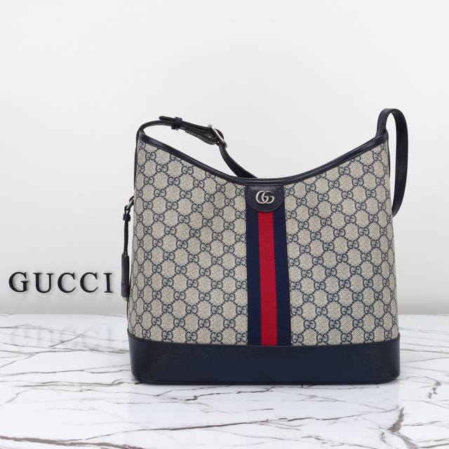 专柜品质，原厂皮，款号781392蓝胶尺寸：宽34X高32X侧宽17。现货出货！