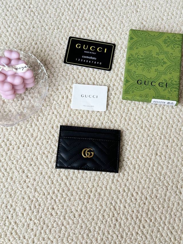 Gucci 牛皮 Mini卡包 实物实拍！双G波浪纹小卡包，复古金色金属配件， 款号443127，人形纹，尺寸:10X7