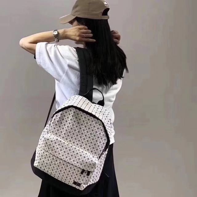 大货已出跑量 原单大号 小号 #最In单品# Issey Miyake Baobao 三宅一生背囊 正品开模，香港6千多购回，一对一五金，面料，细节全对版开模，