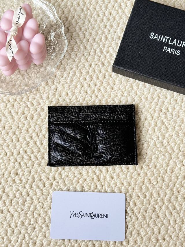 Ysl 圣罗兰最经典真皮卡包，内里配羊纹超纤，提花凸纹缝线羊皮信用卡夹，金属互扣式Ysl标志原单对版五金，复制细节 款号:423291尺寸：10.5×7.5×0