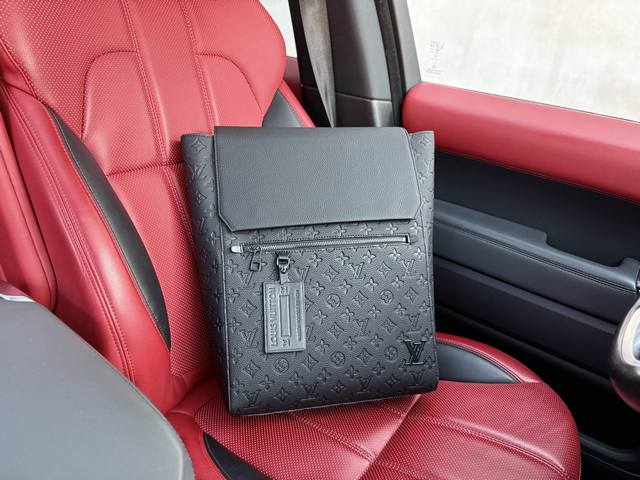 高端货 新款 “Louis Vuitton ”Lv双肩包 路易威登双肩包 M21367 Louis Vuitton Fastline Flap 牛皮革 邮差包书
