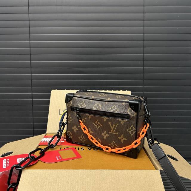 Louisvuitton 路易威登 原版老花系列 Mini Soft Trunk压花 链条盒子包 小方包 男女通用斜挎包 小箱子 实物拍摄 原厂原版面料 防尘袋