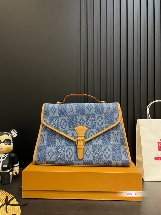 配折叠礼盒 Lv 中古 牛仔护士包 对这种复古包型真的毫无抵抗力 即适合上班族的通勤 又有少女感的俏皮 能将这么多元素都杂糅到一个包里 只能送M44919 Lv