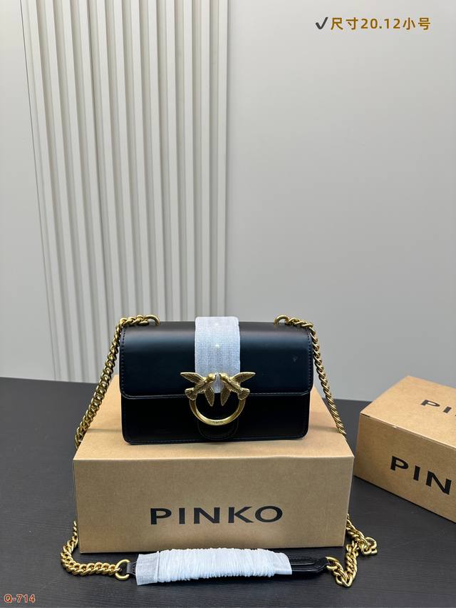 P170 P180 配礼盒 Pinko限量燕子包 Leconcept一直努力精选有自己独特风格的品牌是有品味和个性的妹子的最佳选择 即使在皮具品牌竞争激烈的的意