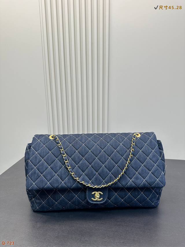 P220 Size: 45.28Cm 春天啦！新款准备起来！！ 香奶奶中古Vintage机场 包 王菲白百合同款哦 容量大的不行 自带复古港风气质 休闲又独特