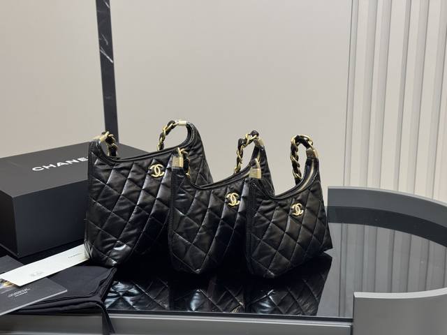 ¥ P220 ¥ P210 ¥ P200 配包装 香奈儿 24A Hobo 粗链条腋下包 温润细腻 优雅高级 非常百搭耐看 经典时髦 尺寸:31.21Cm 26 ¥ P220 ¥ P210 ¥ P200 配包装 香奈儿 24A Hobo 粗链条腋下包 温润细腻 优雅高级 非常百搭耐看 经典时髦 尺寸:31.21Cm 26