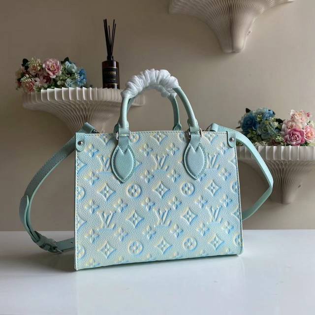 顶级原厂 Onthego 小号手袋 M46270 绿色 Onthego 小号 M46067 M46168 使用单克安特尔皮革 更迷人的手提包 通过路易威登独特的 顶级原厂 Onthego 小号手袋 M46270 绿色 Onthego 小号 M46067 M46168 使用单克安特尔皮革 更迷人的手提包 通过路易威登独特的