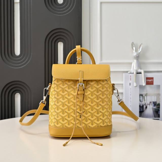 工厂P直销 黄色 年新版细节更新 Ain迷你双肩包背包 10种颜色可供选择 被你们催了好久的Mini Bapa 最好看的双肩吧之一 不接受反驳 包身小自重轻容量