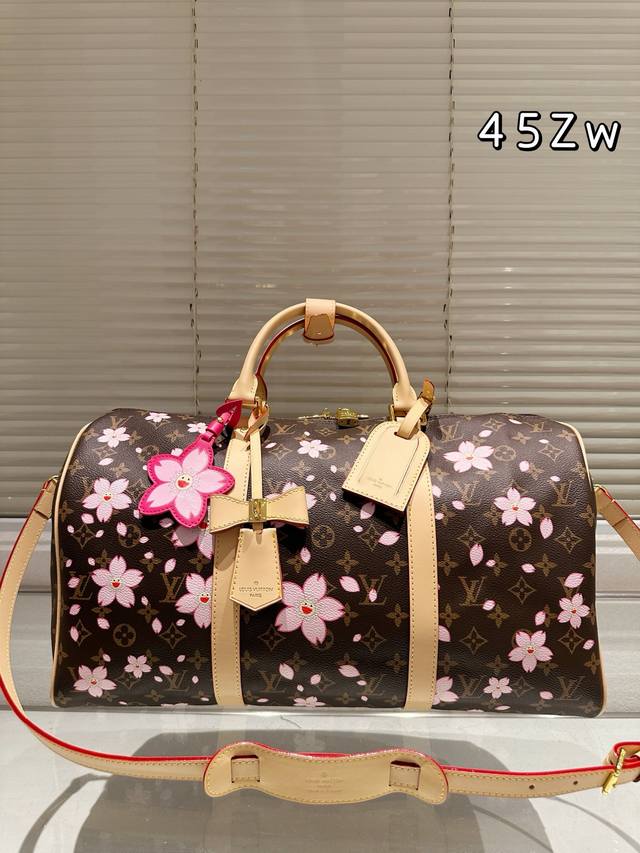 牛皮版本 Lv X 村上隆樱花系列 Speedy 45旅行包 Lv 新款系列 City Keepal手袋,全网首发 Lv Speedy 枕头包这款Retiro