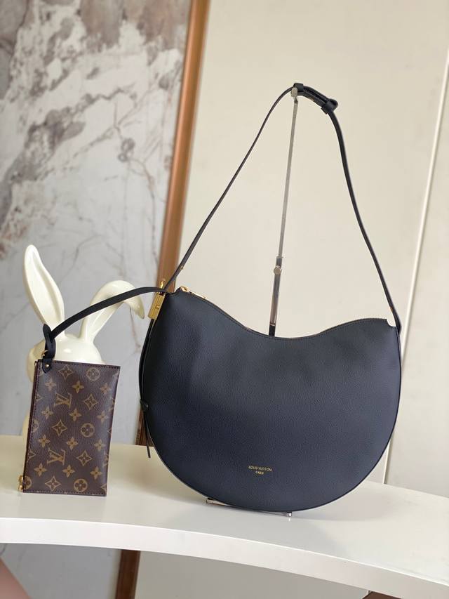 海原外单 独实家拍 半钢163芯片 M14417黑色 M14642棕色 M14635杏色路易威登推出 Low Key Cookie 中号手袋，以典雅设计彰显品牌