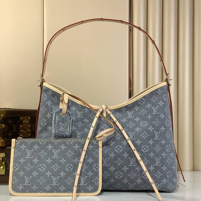 顶级原厂 独家实拍 Carryall 中号手袋 M13289 灰色 牛仔 本款 Carryall 中号手袋令诞生于 2005 年的 Monogram Denim 顶级原厂 独家实拍 Carryall 中号手袋 M13289 灰色 牛仔 本款 Carryall 中号手袋令诞生于 2005 年的 Monogram Denim