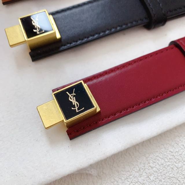 圣罗兰新款女装系列 新款复古腰带 Saint Laur*Nt 复古金属扣皮带搭配提升格调又帅气 抽拉版型 时尚高级 宽度 3.0Cm