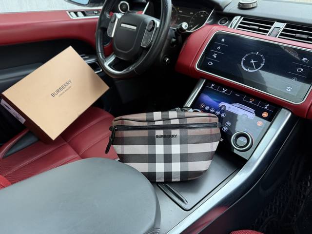 高端货新款 Burberry 巴宝莉腰包 博百利胸包斜挎包 Burberry博柏利 深色格纹环保 帆布 单肩斜挎胸包腰包 常规 男款 深桦木棕 进口原厂防水布艺