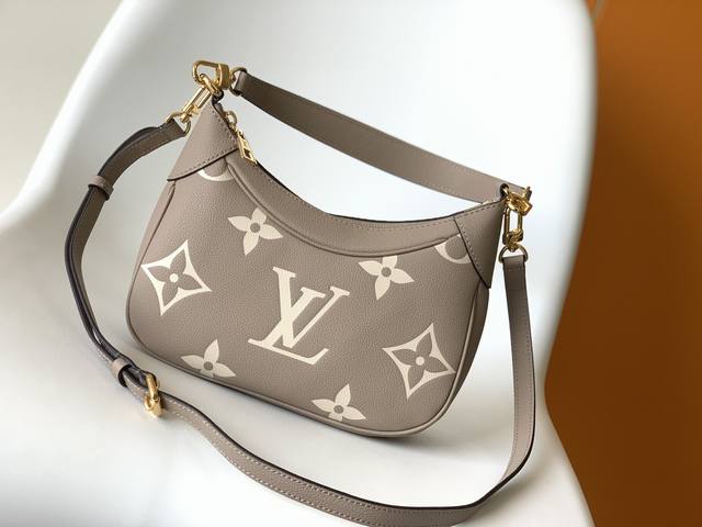 顶级原单 独实家拍46099白色M4 2黑色M46113粉黄M46019黑玫M46112卡其本款 Bagatelle 手袋以 Monogram Empreint 顶级原单 独实家拍46099白色M4 2黑色M46113粉黄M46019黑玫M46112卡其本款 Bagatelle 手袋以 Monogram Empreint