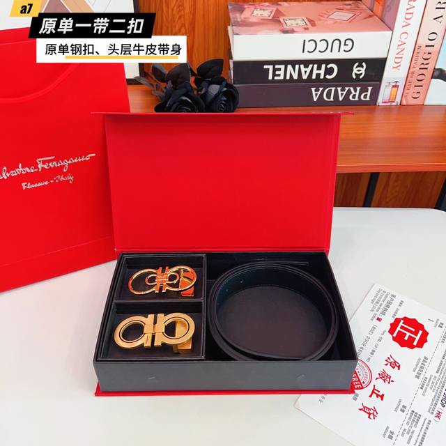 ①带①扣 ①带②扣 原单钢扣版菲拉F家 正版开模 此款腰带双面采用原厂牛皮带身，精密电镀标志性纯钢搭扣 对版专柜。3.5Cm 如需木盒40
