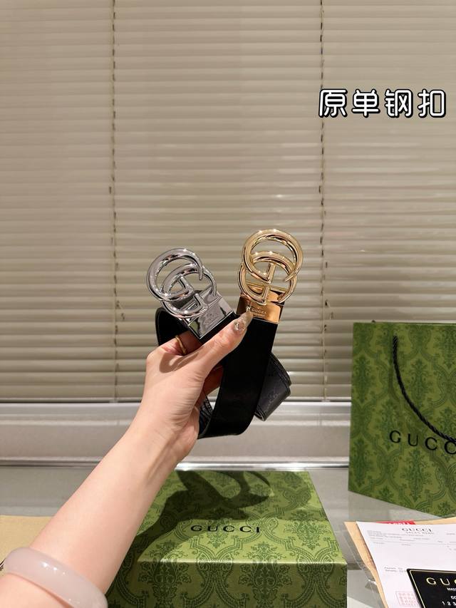 钢扣 高版本！腰带 Gucci牛皮皮带～热门款 男女通用皮带里面最火的版本啦～质量很好 全套包装！五金绝对不褪色 皮带头和专柜一样的哦～ 配礼盒手提袋发票