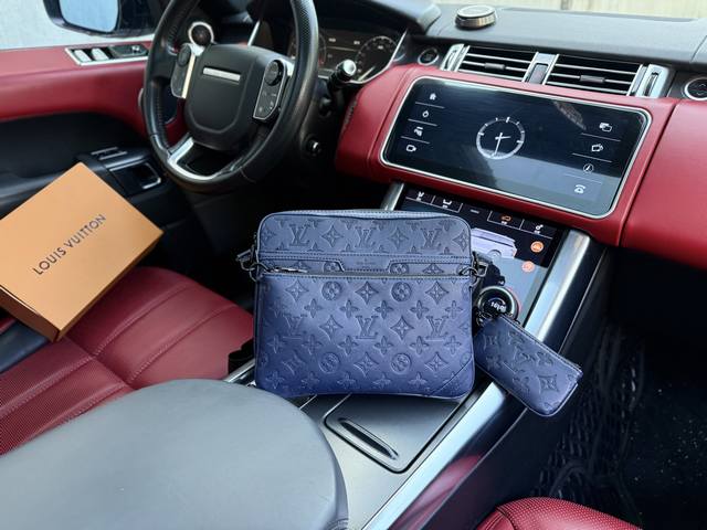 高端货 新款 “Louis Vuitton”Lv单肩包 路易威登单肩包三合一邮差包 M14785 Louis Vuitton Trio Messenger 可拆