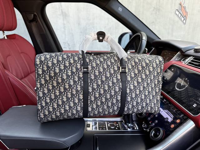 配皮 高端货 新款 “ Dior ”迪奥旅行袋 Dior迪奥手提斜挎旅行包 Dior迪奥 Lingot 50 手袋 Oblique 印花 刺绣老花满印肩带可拆卸