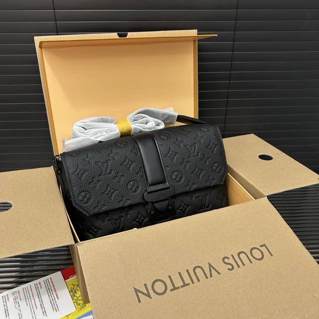 Louisvuitton 路易威登 S Cape翻盖邮差包 单肩包 男女通用斜挎包 采用精湛镶嵌细工 经典百搭 实物拍摄 原厂原版面料 配送防尘袋 礼盒 27