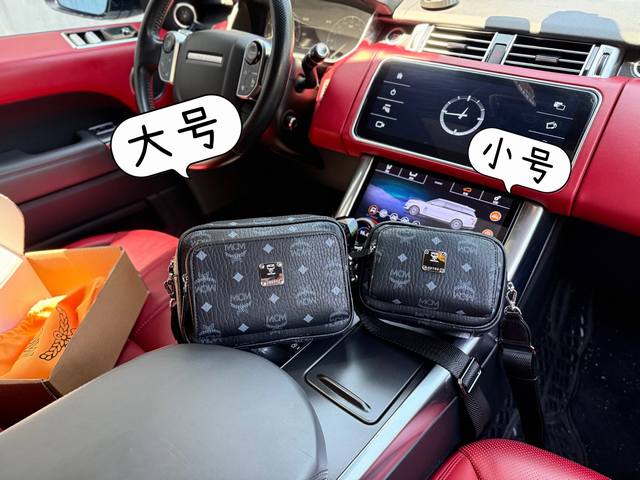 高端货新款 “Mcm”Mcm单肩包 Mcm斜挎包 Mcm Klassik Visetos 老花满印 皮革 相机包单肩斜挎包 男女款 黑色 高清五金Logo标志、 高端货新款 “Mcm”Mcm单肩包 Mcm斜挎包 Mcm Klassik Visetos 老花满印 皮革 相机包单肩斜挎包 男女款 黑色 高清五金Logo标志、