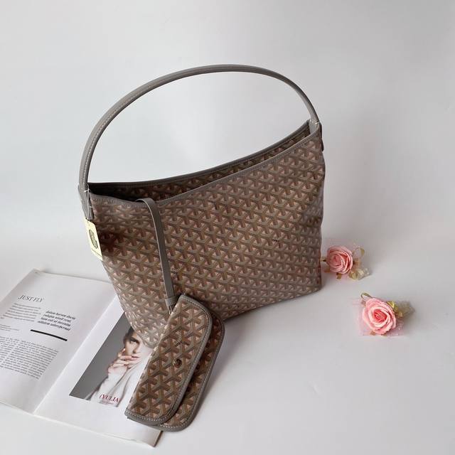 Goyard Hobo BohèMe 流浪包腋下包,灵感来自波西米亚流浪的生活哲学,两大王牌Saint Louis Artois系列托特包的综合体,内置子母袋, Goyard Hobo BohèMe 流浪包腋下包,灵感来自波西米亚流浪的生活哲学,两大王牌Saint Louis Artois系列托特包的综合体,内置子母袋,