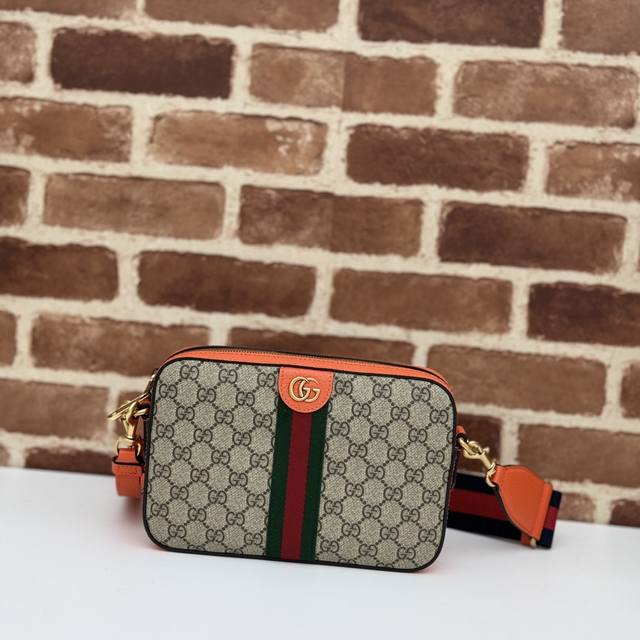 专柜品质，顶级原单货，实物实拍！款号699439啡胶 亮橙色，尺寸：宽23.5X高16X侧宽4.5，