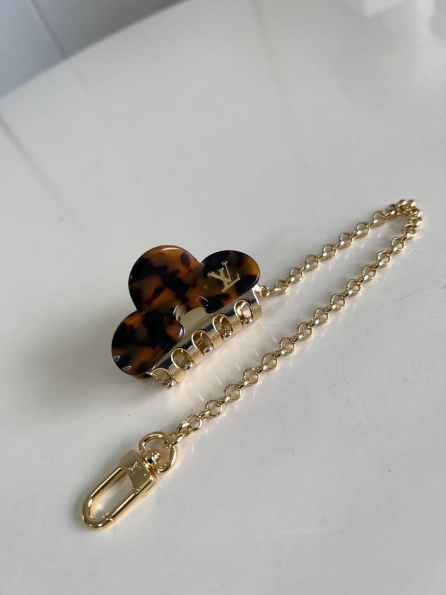 独家实拍 M14339鲨鱼夹 温馨提示：此款不配包装 不支持售后退换