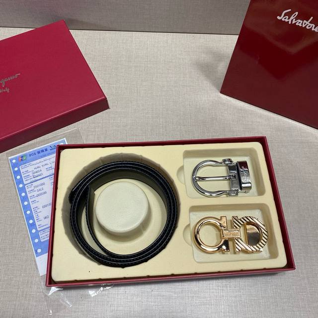 Salvatore Ferragamo菲拉格慕 3.5Cm定制款男士皮带 自行选择搭配 双面头层牛皮，真材实料 很有质感 时尚经典不失风范 可自行裁剪！