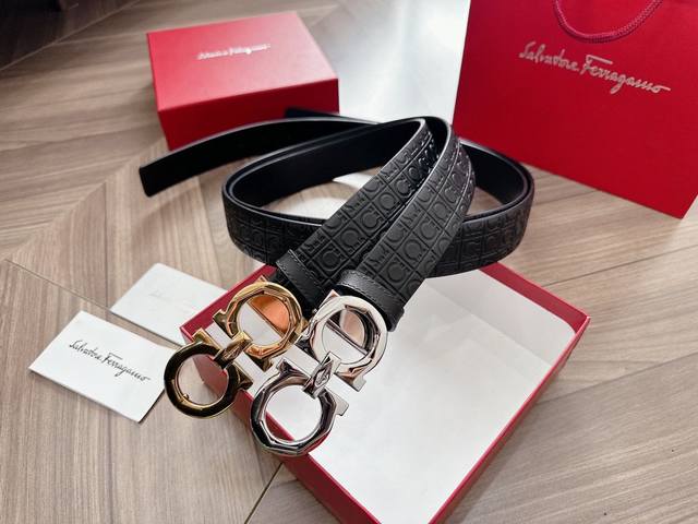 菲拉格慕 Salvatore Ferragamo 高级定制款男士皮带，带身3.5Cm 采用双面小牛皮！真材实料很有质感，手感超级好 时尚经典不失风范，可自行裁剪