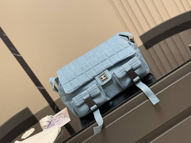 香奈儿旅行袋 Chanel中古. 复古穿搭 牛仔系的搭配很适合 复古氛围感瞬间拉满 机场包35.29Cm 香奈儿旅行袋 Chanel中古. 复古穿搭 牛仔系的搭配很适合 复古氛围感瞬间拉满 机场包35.29Cm