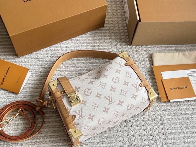 复刻版 Size：23*16Cm 超时空爆款 Lv 23王炸新款包Trunk 谷爱凌 走秀小软箱S来了终于 超级洋气 Upupup 搜索Lv 软箱子 盒子 全套