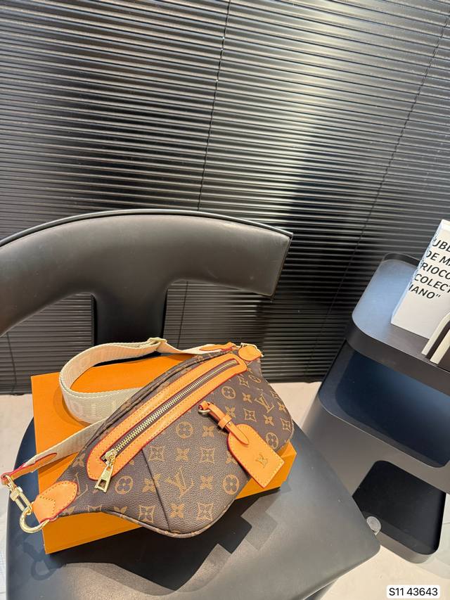 配折叠盒子 Lv 胸包腰包，配有可调节的包带，既可环于腰间，也可肩背或随性地挂在胸前。正面和背面配有拉链口袋，方便存取 手机、卡片和钥匙。尺寸：38 18 货号