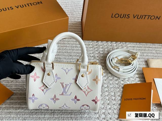 配盒 Size：16*10Cm 嫩嫩的星黛紫 简直不要太可爱哦！ 放下小手机 搜索 L家Nano